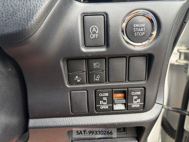 Toyota VOXY 2018-08 7360413-20