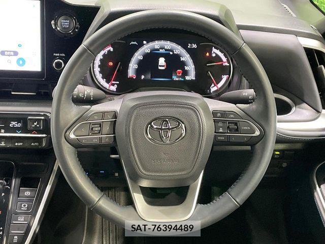 Toyota VOXY 2024-05 7360386-12