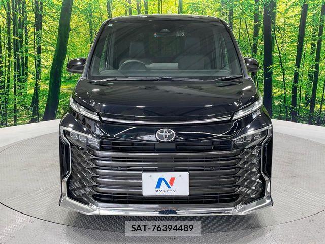 Toyota VOXY 2024-05 7360386-15
