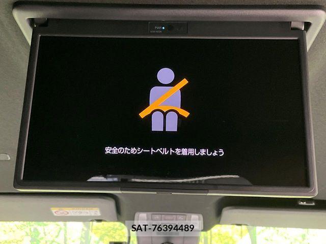 Toyota VOXY 2024-05 7360386-4