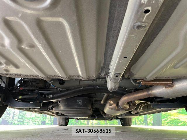 Toyota VOXY 2024-04 7360397-19