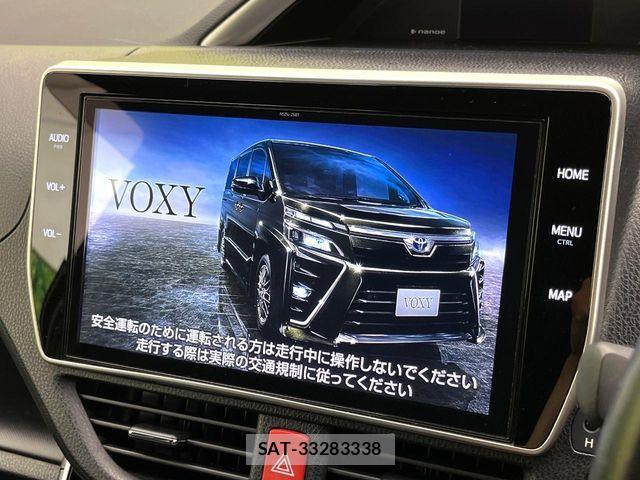 Toyota VOXY 2021-04 7360399-3