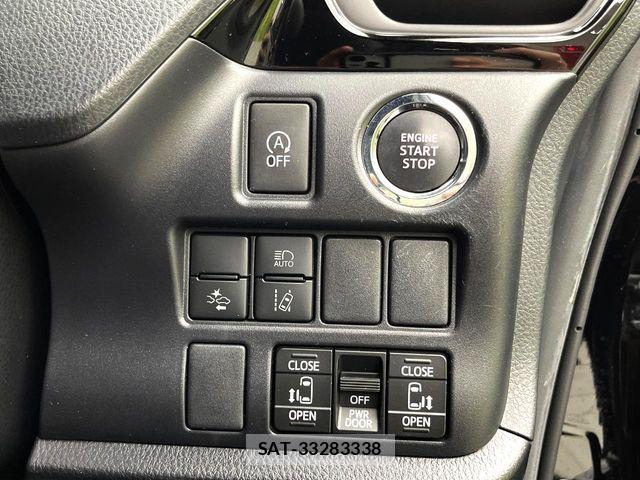 Toyota VOXY 2021-04 7360399-5