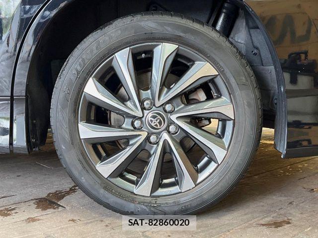 Toyota VOXY 2023-04 7360385-12