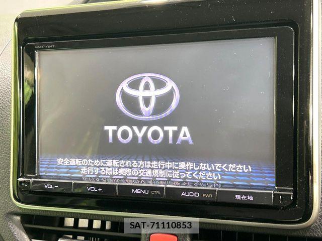 Toyota VOXY 2014-10 7360419-2