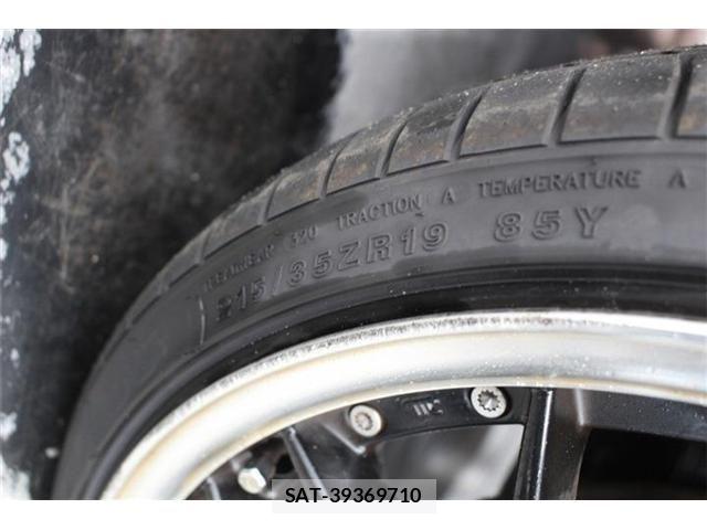 Toyota VOXY 2014-02 7360425-21