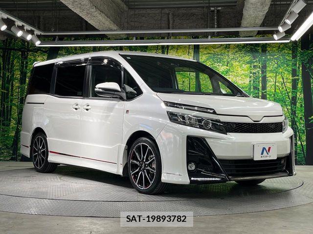 Toyota VOXY 2019-05 7360407-16