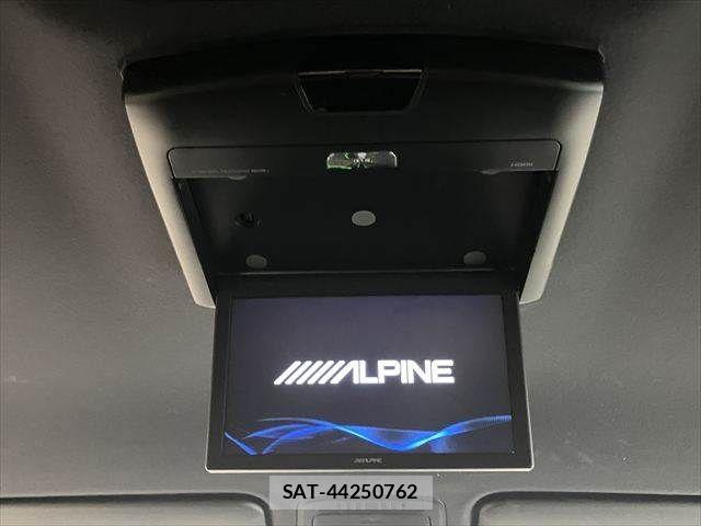 Toyota VOXY 2017-12 7360406-3