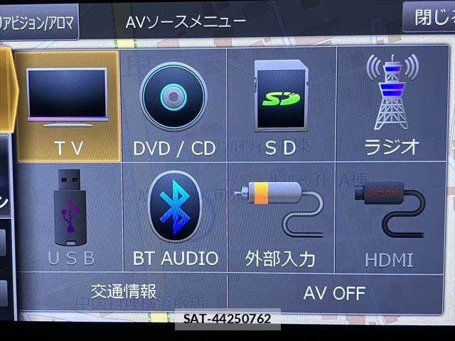 Toyota VOXY 2017-12 7360406-6
