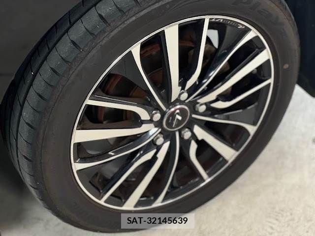 Toyota VOXY 2016-10 7360429-10