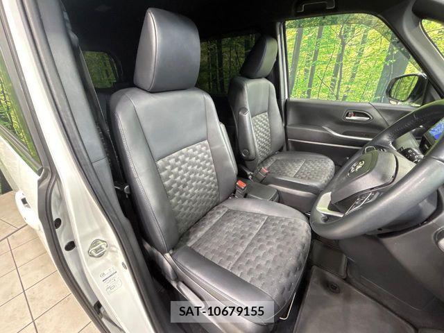 Toyota VOXY 2022-11 7360390-11