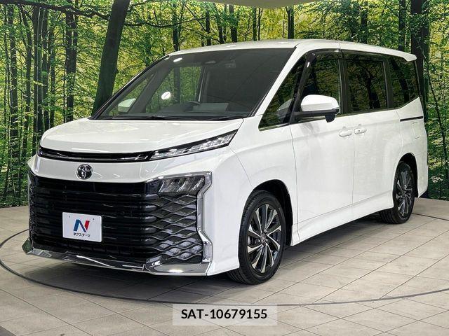 Toyota VOXY 2022-11 7360390-16