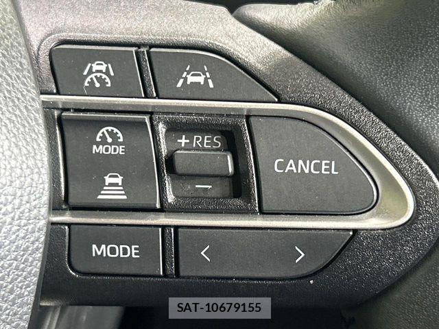 Toyota VOXY 2022-11 7360390-5