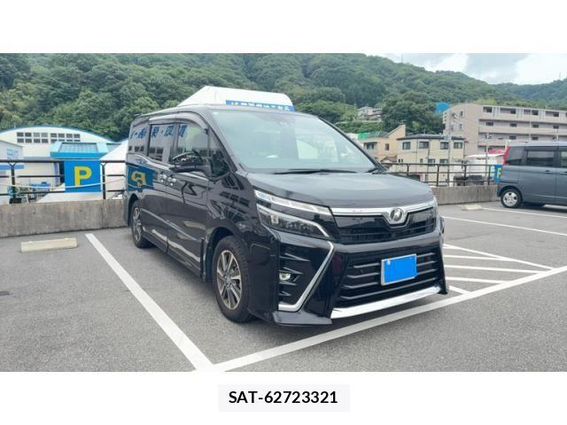Toyota VOXY 2019-09 7360421-0