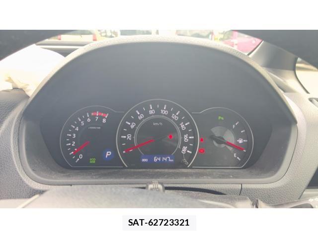 Toyota VOXY 2019-09 7360421-13