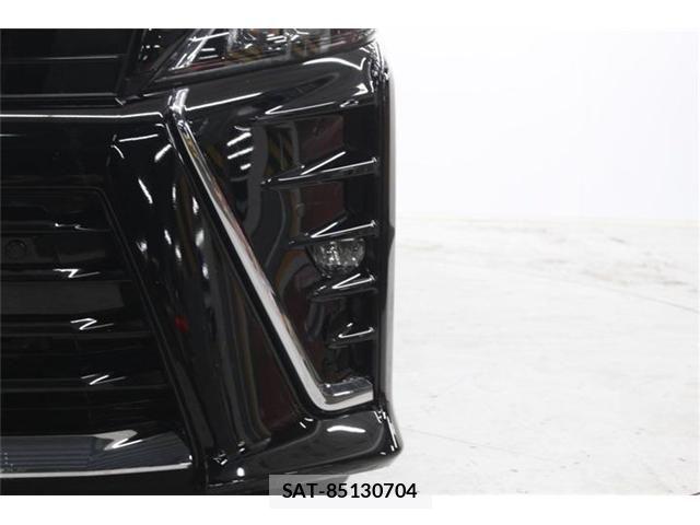 Toyota VOXY 2019-05 7360410-15