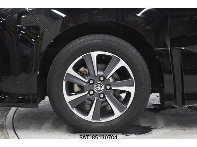 Toyota VOXY 2019-05 7360410-23