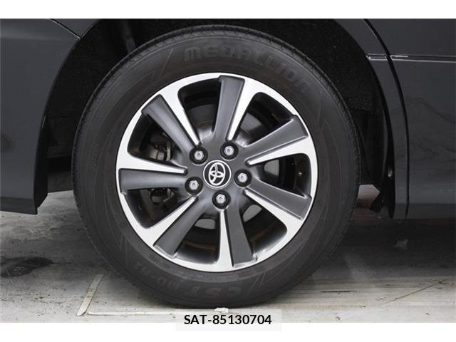 Toyota VOXY 2019-05 7360410-25