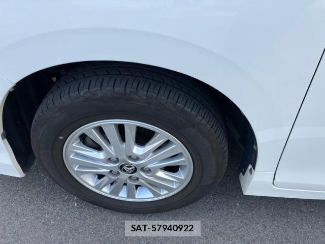 Toyota VOXY 2016-03 7360426-13
