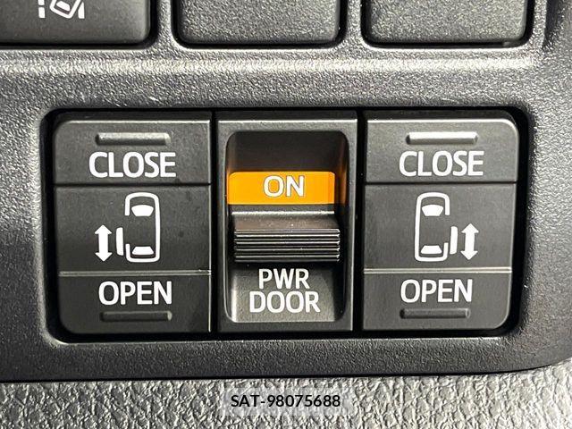 Toyota VOXY 2020-08 7360400-6