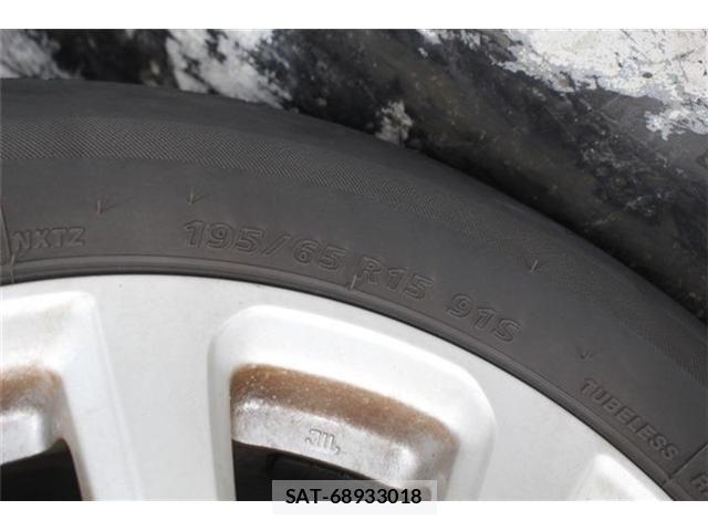 Toyota VOXY 2018-11 7360418-21