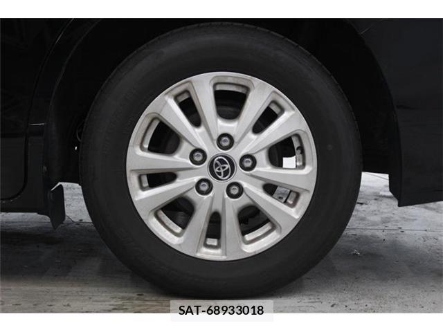 Toyota VOXY 2018-11 7360418-24