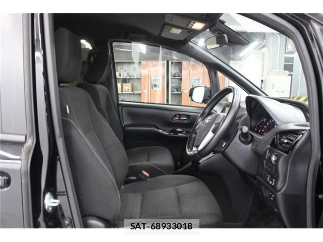 Toyota VOXY 2018-11 7360418-28