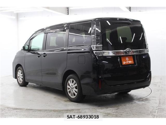 Toyota VOXY 2018-11 7360418-6