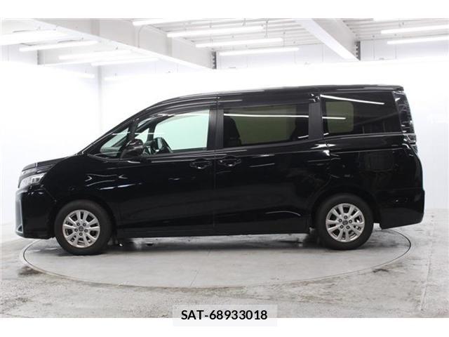 Toyota VOXY 2018-11 7360418-7