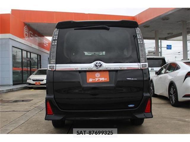 Toyota VOXY 2016-01 7360417-12