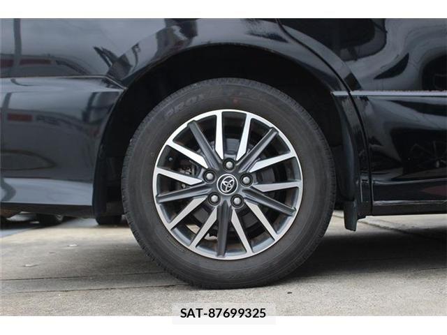 Toyota VOXY 2016-01 7360417-16