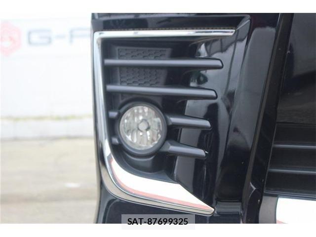 Toyota VOXY 2016-01 7360417-23