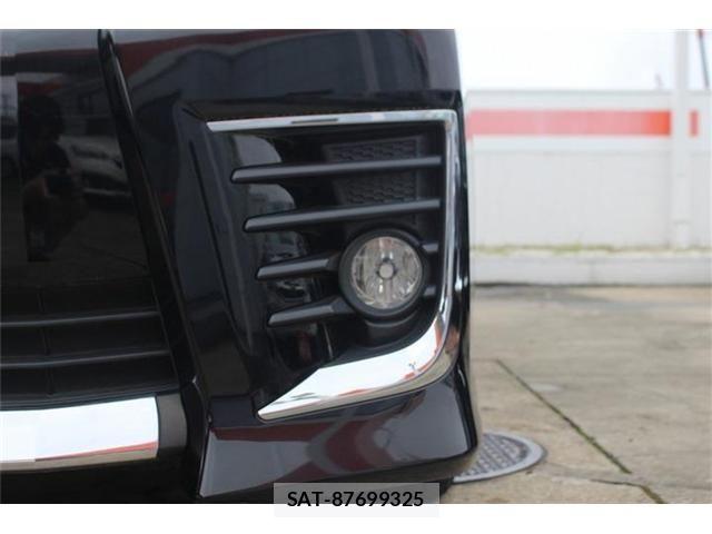 Toyota VOXY 2016-01 7360417-24