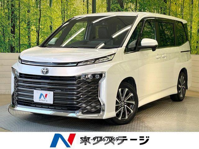 Toyota VOXY 2022-06 7360383-0