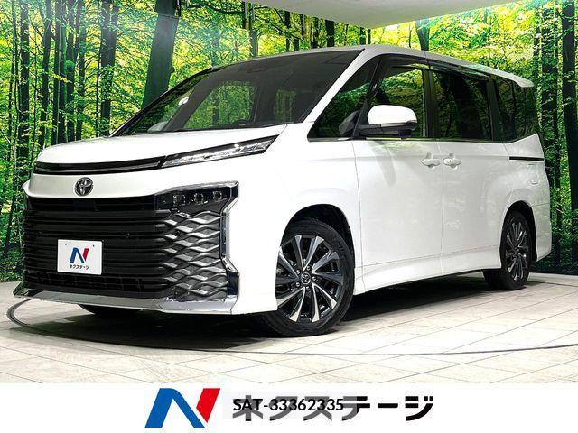 Toyota VOXY 2022-09 7360391-0