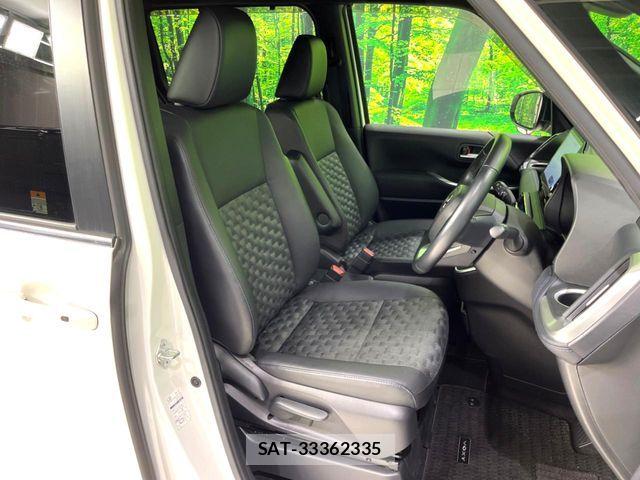 Toyota VOXY 2022-09 7360391-8