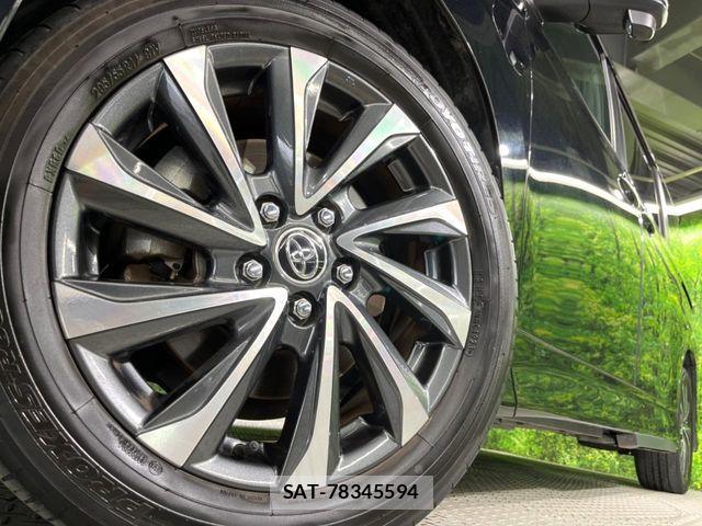 Toyota VOXY 2023-05 7360388-13