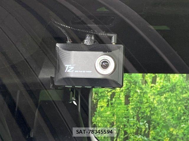 Toyota VOXY 2023-05 7360388-5