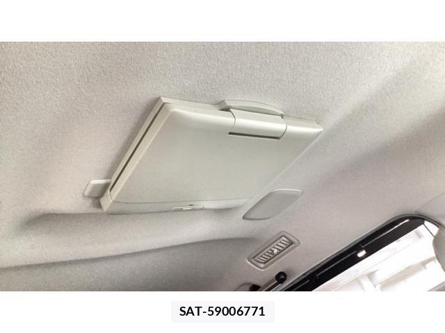 Toyota VOXY 2016-04 7360423-9