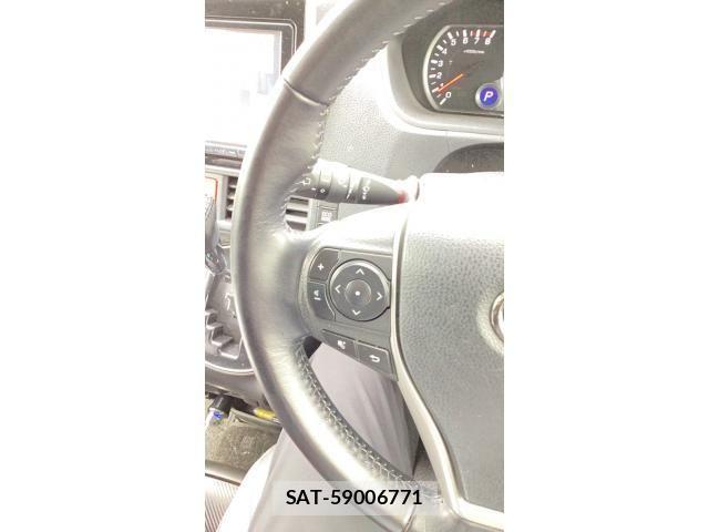 Toyota VOXY 2016-04 7360423-5