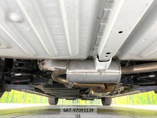 Toyota VOXY 2018-02 7360398-18