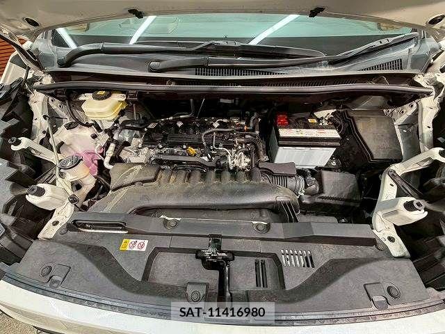 Toyota VOXY 2023-10 7360387-13