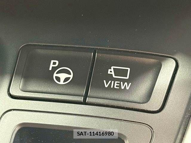 Toyota VOXY 2023-10 7360387-5