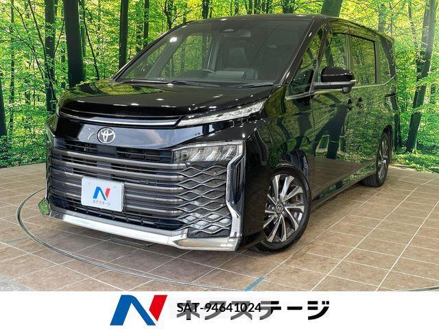 Toyota VOXY 2022-08 7360389-0