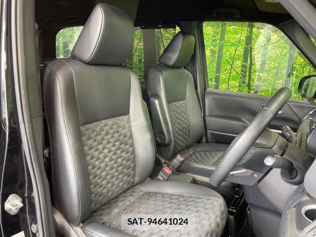 Toyota VOXY 2022-08 7360389-7