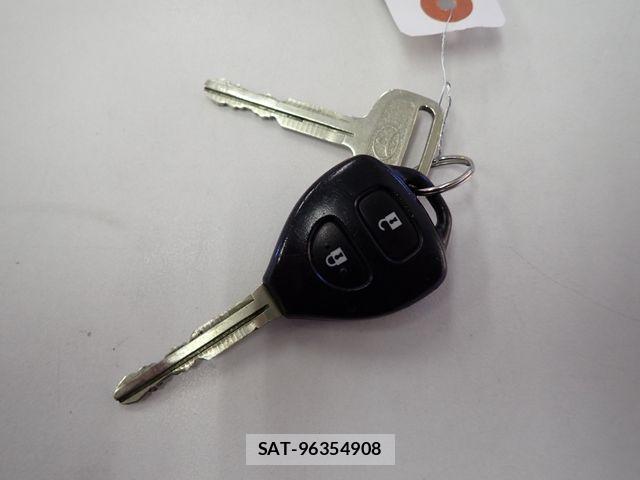 Toyota VOXY 2009-12 7360377-24