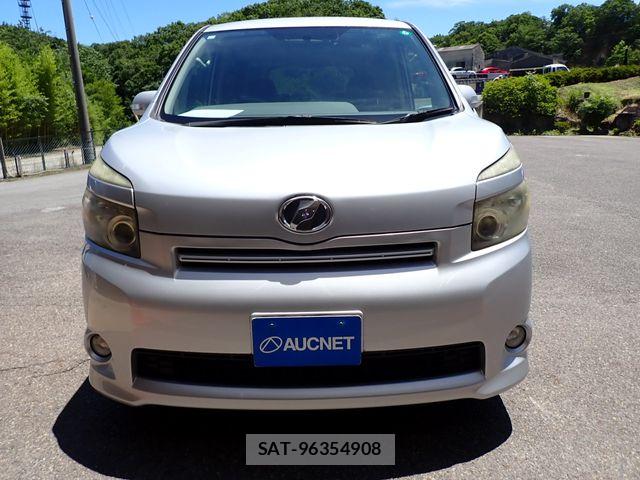 Toyota VOXY 2009-12 7360377-4