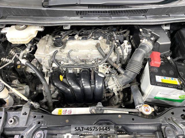 Toyota VOXY 2019-02 7360404-17