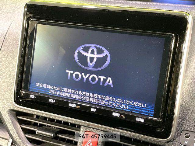 Toyota VOXY 2019-02 7360404-2