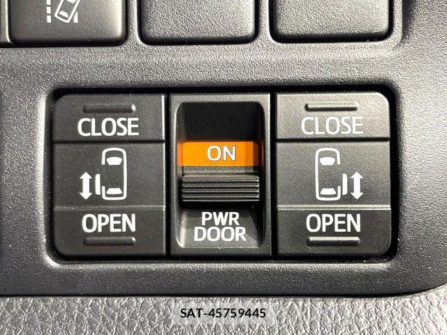 Toyota VOXY 2019-02 7360404-5